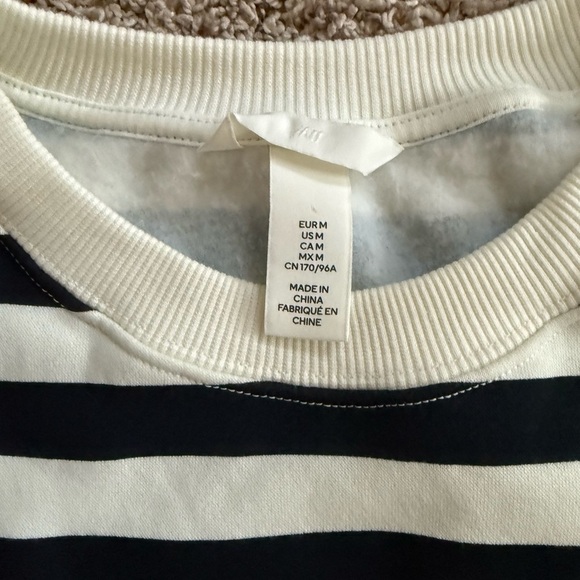 H&M Navy and White Striped Text Motif Sweatshirt size Medium BNWOT - Picture 6 of 8